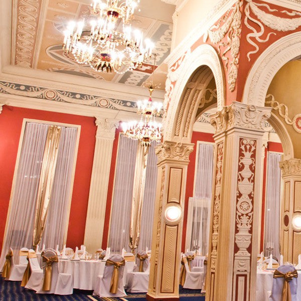 Ресторанный сервис бронирования столиков menu-rest.com - Интерьер ресторана "Royal Hall"