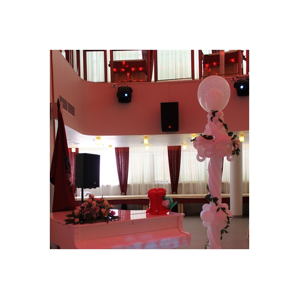 Ресторанный сервис бронирования столиков menu-rest.com - Интерьер ресторана "Российский подарок"