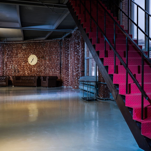 Ресторанный сервис бронирования столиков menu-rest.com - Интерьер ресторана "Sunlightstudiohall"