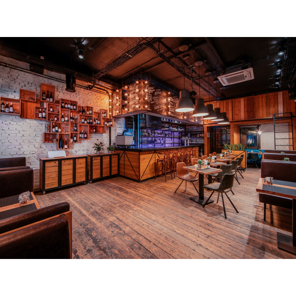 Ресторанный сервис бронирования столиков menu-rest.com - Интерьер ресторана "Iskra"