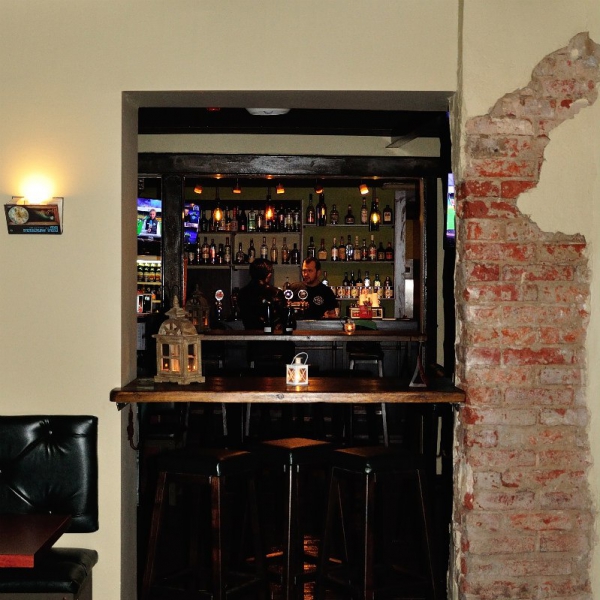 Ресторанный сервис бронирования столиков menu-rest.com - Интерьер ресторана "Tolstoy pub"