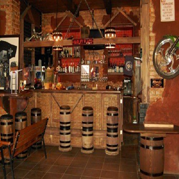 Ресторанный сервис бронирования столиков menu-rest.com - Интерьер ресторана "NIGHT TRAIN"