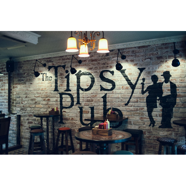 Ресторанный сервис бронирования столиков menu-rest.com - Интерьер ресторана "The Tipsy Pub"