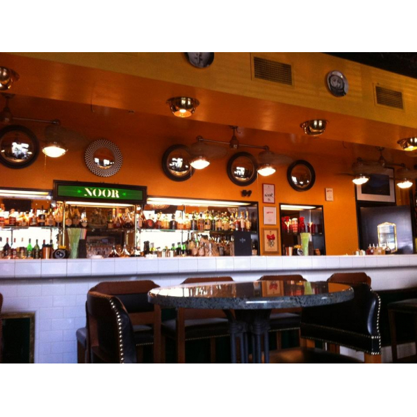 Ресторанный сервис бронирования столиков menu-rest.com - Интерьер ресторана "Noor Electro"