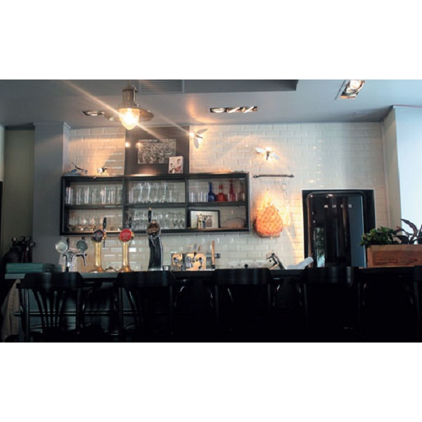 Ресторанный сервис бронирования столиков menu-rest.com - Интерьер ресторана "Крылышко или ножка"