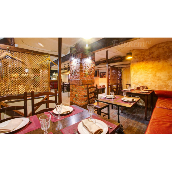 Ресторанный сервис бронирования столиков menu-rest.com - Интерьер ресторана "Берега"