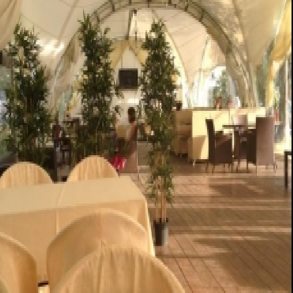 Ресторанный сервис бронирования столиков menu-rest.com - Интерьер ресторана "Ля Публик"