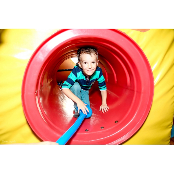 Ресторанный сервис бронирования столиков menu-rest.com - Интерьер ресторана "Радуга"