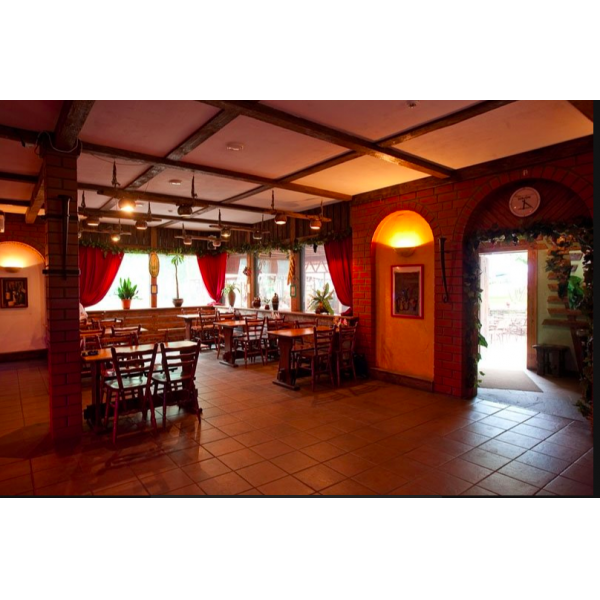 Ресторанный сервис бронирования столиков menu-rest.com - Интерьер ресторана "Перовский дворик"