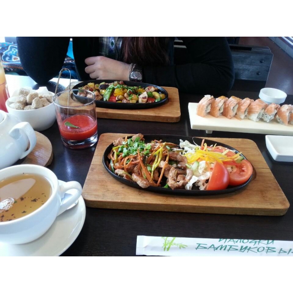 Ресторанный сервис бронирования столиков menu-rest.com - Интерьер ресторана "Две палочки"