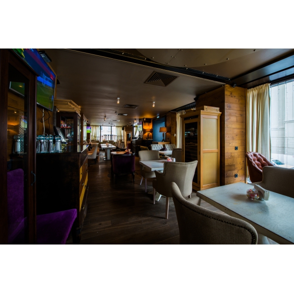 Ресторанный сервис бронирования столиков menu-rest.com - Интерьер ресторана "Smoke lounge Кальянная №1"