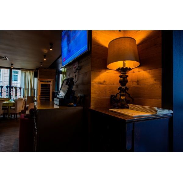 Ресторанный сервис бронирования столиков menu-rest.com - Интерьер ресторана "Smoke lounge Кальянная №1"