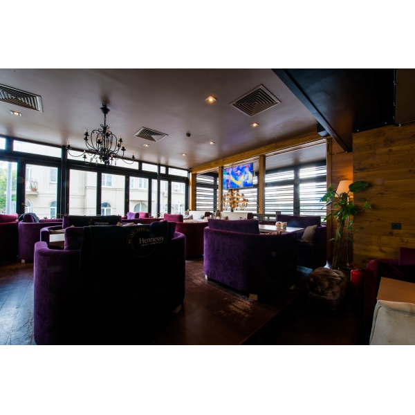 Ресторанный сервис бронирования столиков menu-rest.com - Интерьер ресторана "Smoke lounge Кальянная №1"