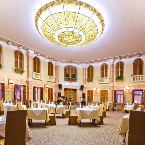 Ресторанный сервис бронирования столиков menu-rest.com - Интерьер ресторана "Венеция"