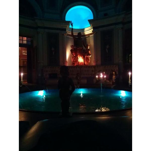 Ресторанный сервис бронирования столиков menu-rest.com - Интерьер ресторана "Серебряный век"