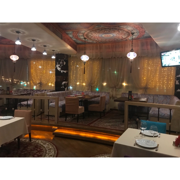 Ресторанный сервис бронирования столиков menu-rest.com - Интерьер ресторана "Чайхана Сезам"