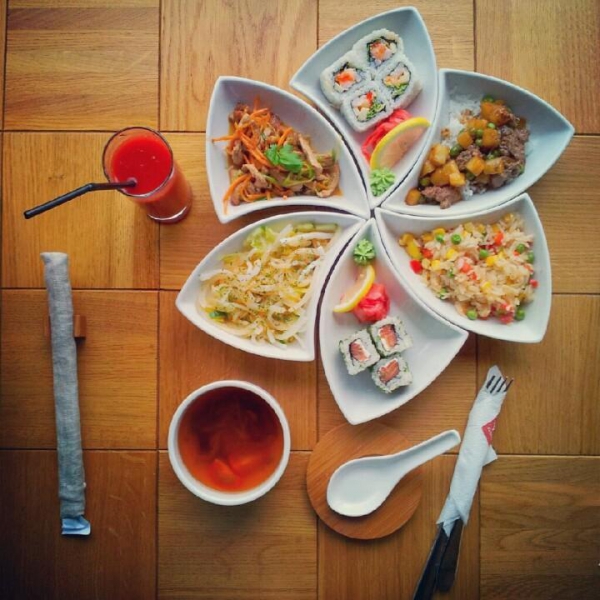 Ресторанный сервис бронирования столиков menu-rest.com - Интерьер ресторана "Две палочки"