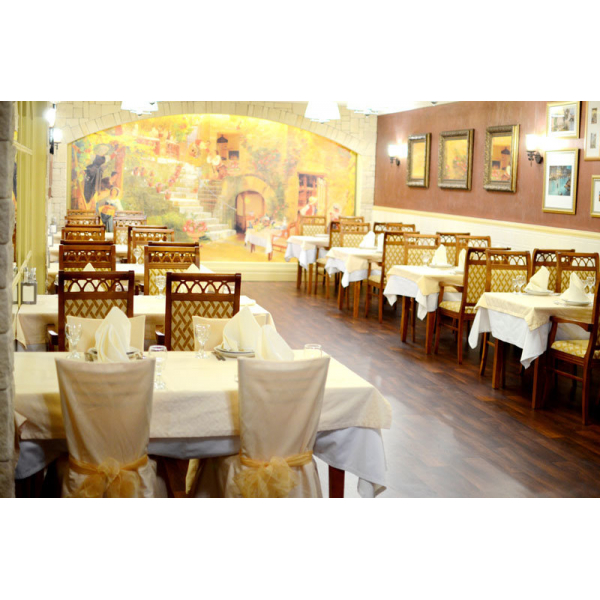 Ресторанный сервис бронирования столиков menu-rest.com - Интерьер ресторана "Шановный"