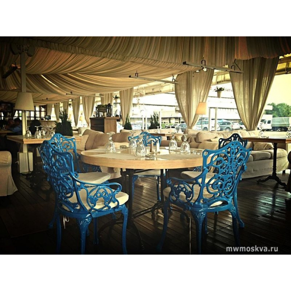 Ресторанный сервис бронирования столиков menu-rest.com - Интерьер ресторана "Gusi Lebedi"