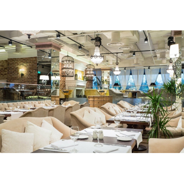 Ресторанный сервис бронирования столиков menu-rest.com - Интерьер ресторана "Gusi Lebedi"