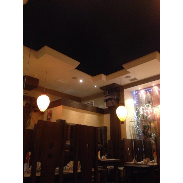 Ресторанный сервис бронирования столиков menu-rest.com - Интерьер ресторана "Ю-мэ"