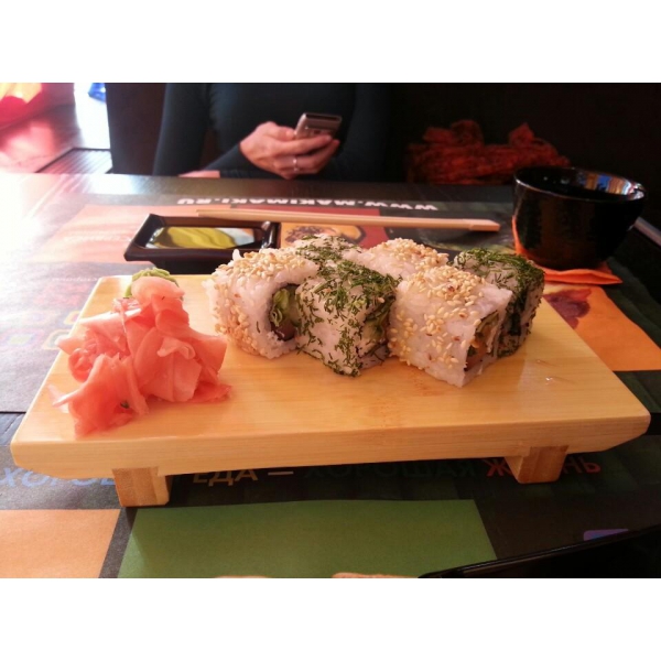 Ресторанный сервис бронирования столиков menu-rest.com - Интерьер ресторана "Maki Maki"