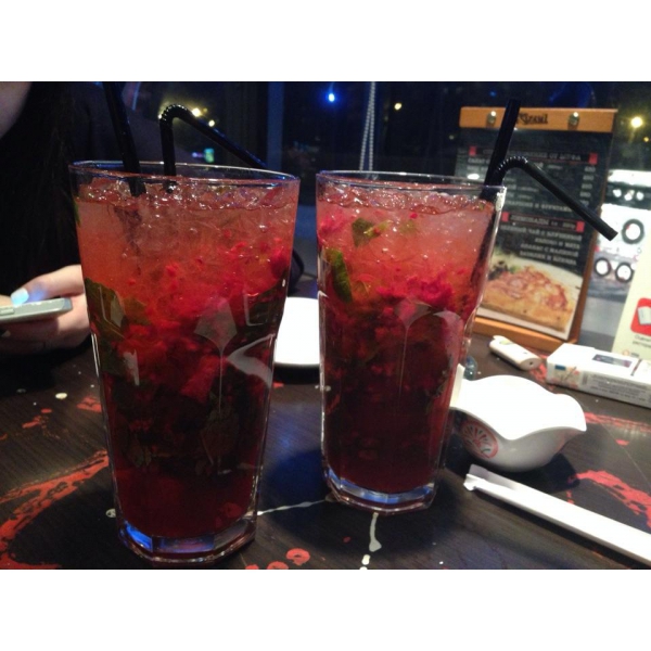 Ресторанный сервис бронирования столиков menu-rest.com - Интерьер ресторана "Beer`n`Roll"