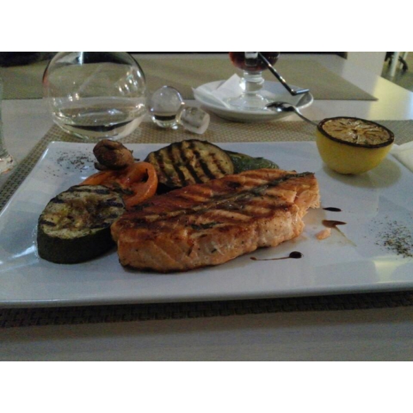 Ресторанный сервис бронирования столиков menu-rest.com - Интерьер ресторана "Fresh Суши"