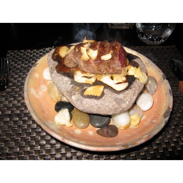 Ресторанный сервис бронирования столиков menu-rest.com - Интерьер ресторана "Megu"