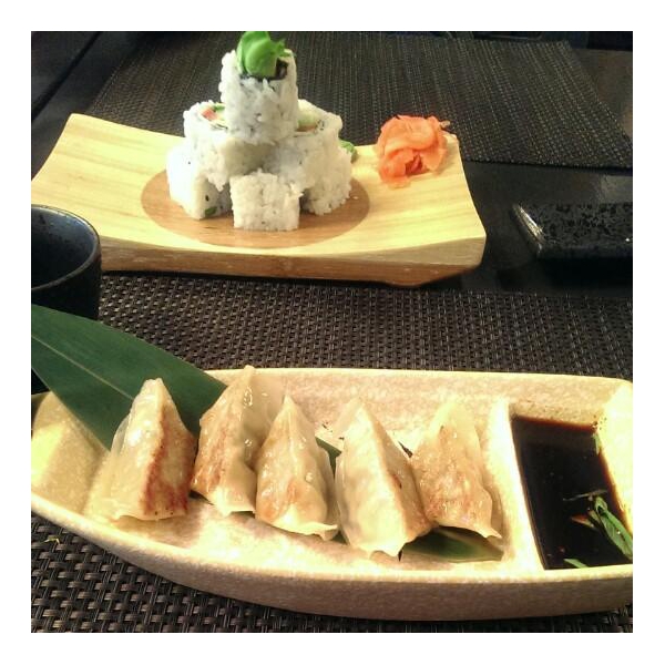 Ресторанный сервис бронирования столиков menu-rest.com - Интерьер ресторана "Якитория"