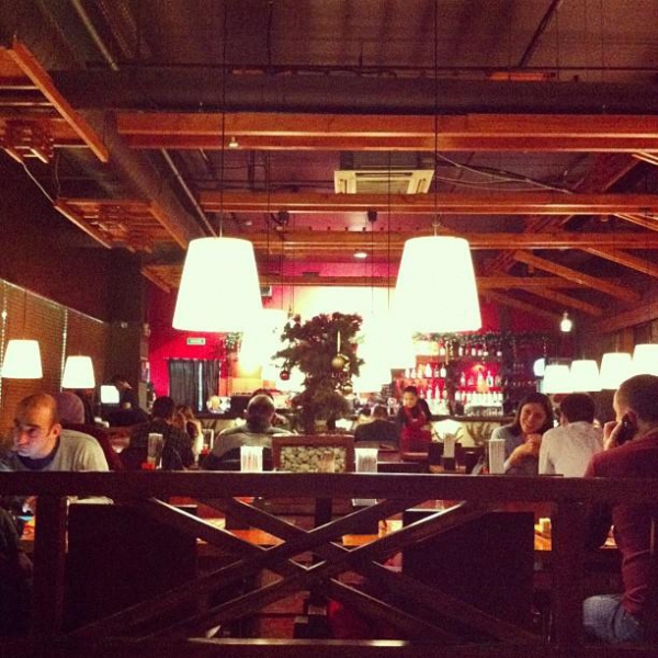 Ресторанный сервис бронирования столиков menu-rest.com - Интерьер ресторана "Maki Maki"