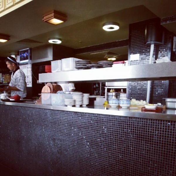 Ресторанный сервис бронирования столиков menu-rest.com - Интерьер ресторана "Якитория"