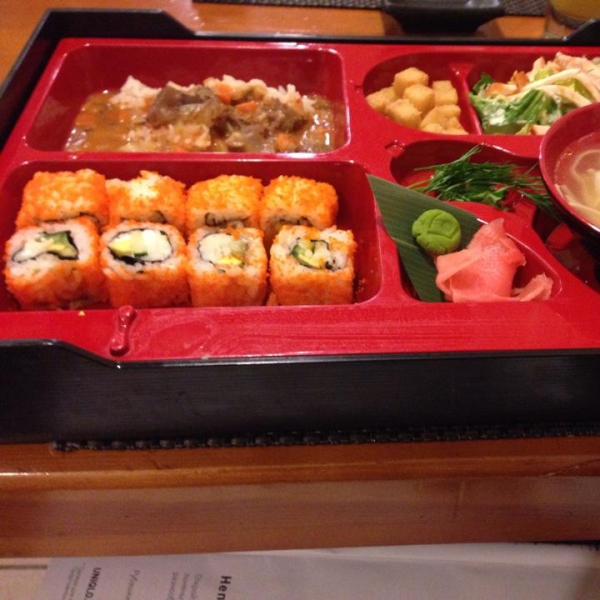 Ресторанный сервис бронирования столиков menu-rest.com - Интерьер ресторана "Якитория"