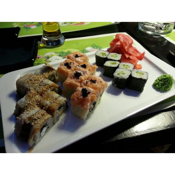 Ресторанный сервис бронирования столиков menu-rest.com - Интерьер ресторана "Maki Maki"