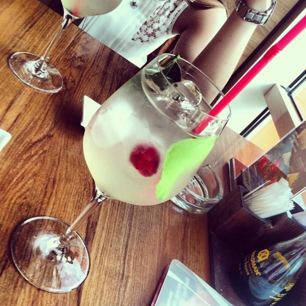 Ресторанный сервис бронирования столиков menu-rest.com - Интерьер ресторана "Ваби Саби"