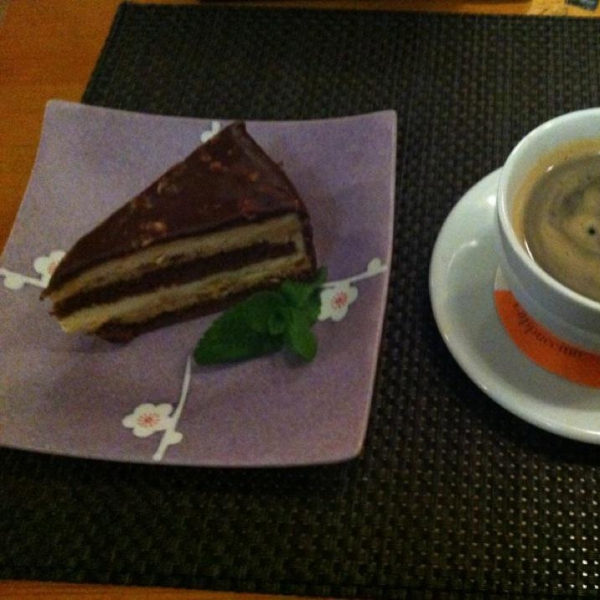 Ресторанный сервис бронирования столиков menu-rest.com - Интерьер ресторана "Якитория"