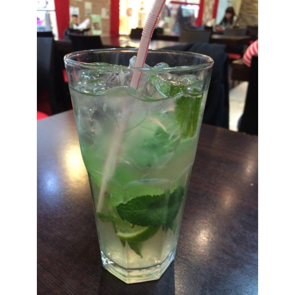 Ресторанный сервис бронирования столиков menu-rest.com - Интерьер ресторана "Планета Суши"