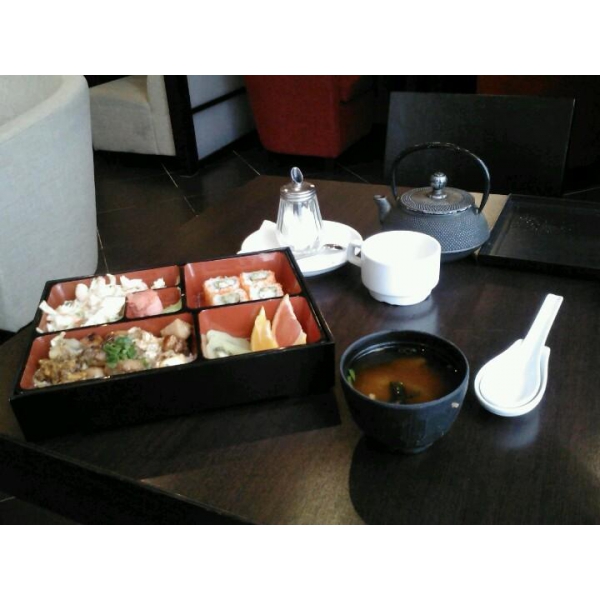 Ресторанный сервис бронирования столиков menu-rest.com - Интерьер ресторана "Планета Суши"