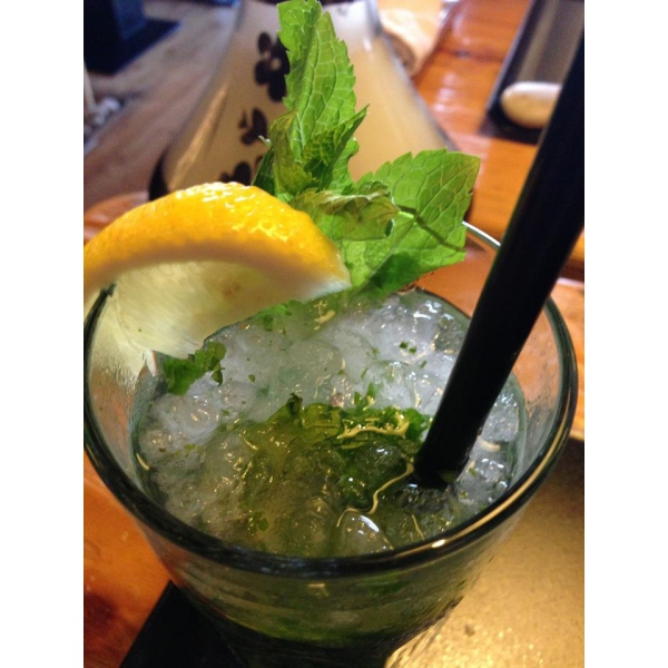 Ресторанный сервис бронирования столиков menu-rest.com - Интерьер ресторана "Тануки"