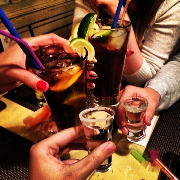 Ресторанный сервис бронирования столиков menu-rest.com - Интерьер ресторана "Якитория"