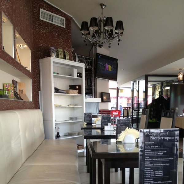 Ресторанный сервис бронирования столиков menu-rest.com - Интерьер ресторана "Якитория"