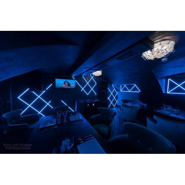 Ресторанный сервис бронирования столиков menu-rest.com - Интерьер ресторана "12 стульев"