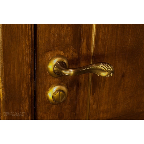 Ресторанный сервис бронирования столиков menu-rest.com - Интерьер ресторана "12 стульев"