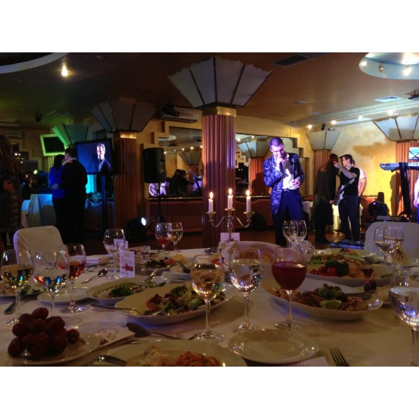 Ресторанный сервис бронирования столиков menu-rest.com - Интерьер ресторана "Ф.М. Достоевский"