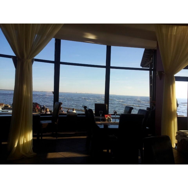 Ресторанный сервис бронирования столиков menu-rest.com - Интерьер ресторана "Панорама"