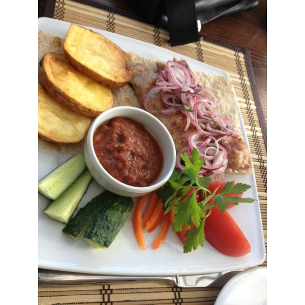 Ресторанный сервис бронирования столиков menu-rest.com - Интерьер ресторана "Традиция"