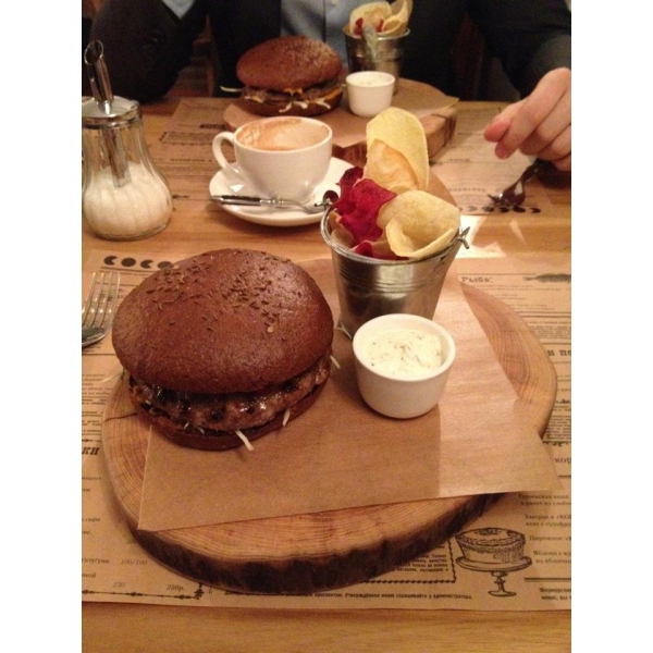 Ресторанный сервис бронирования столиков menu-rest.com - Интерьер ресторана "CoCoCo"