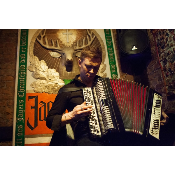 Ресторанный сервис бронирования столиков menu-rest.com - Интерьер ресторана "Jager Haus"