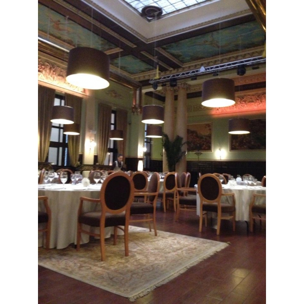 Ресторанный сервис бронирования столиков menu-rest.com - Интерьер ресторана "Brasserie de Metropole"