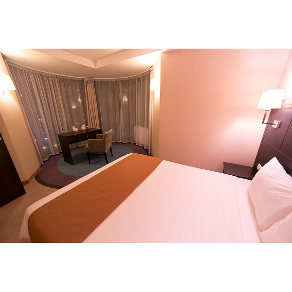 Ресторанный сервис бронирования столиков menu-rest.com - Интерьер ресторана "Балтия"